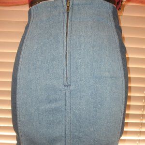 Free People sexy denim skirt Size 4
